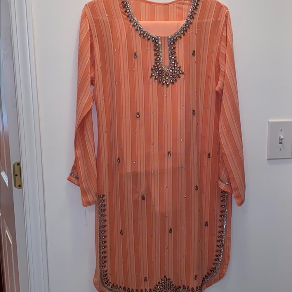 Pakistani Indian Outfit